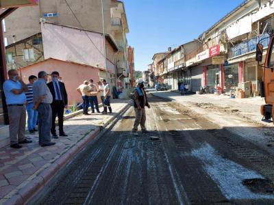 Çarşı Merkezinde Üst Yapı Yenileniyor