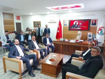 MHP Sivas Milletvekili Ahmet Öztürek, Belediye Başkanımız Fatih Çelik'in İftar Davetine İcabet Etti