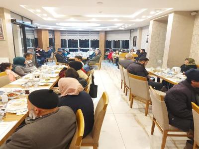 İlçe Kaymakamlığımız tarafından Şehit ve Gazi yakını ailelerimize iftar yemeği verildi. 