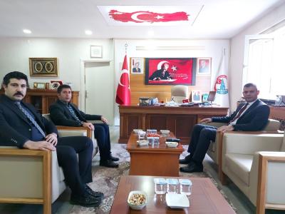 Sivas Cumhuriyet Başsavcısı Hasan UĞURLU ve İlçe Cumhuriyet Savcımız Hasan Gül, Belediye Başkanımız Fatih Çelik'i ziyaret etti.