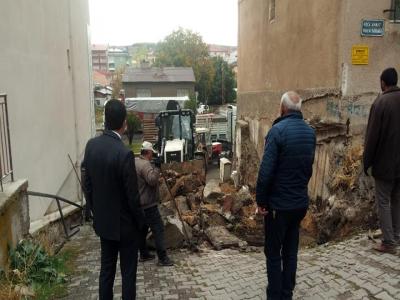 Dik Sokaklarımızdaki Merdivenler Yenileniyor